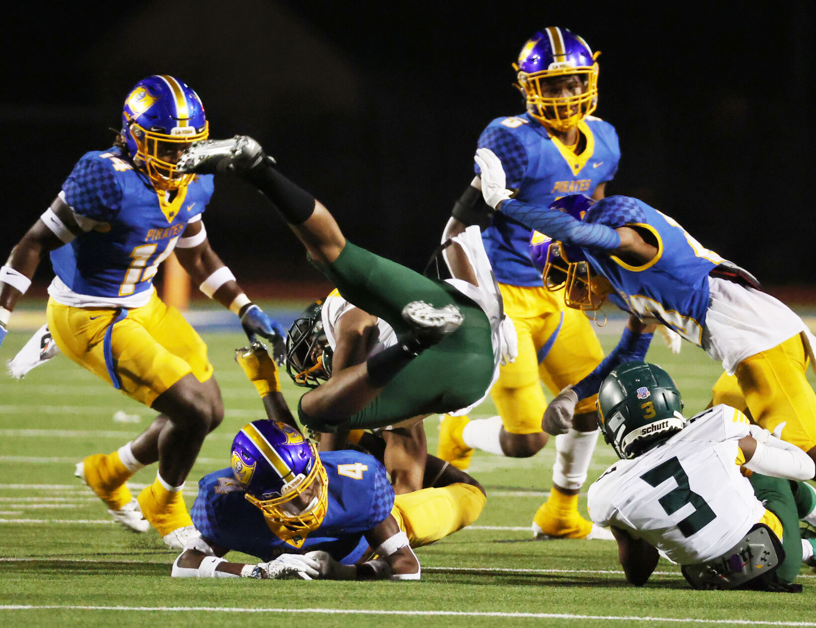 La Vega (8-2) vs. Wilmer-Hutchins (5-1) , 7:30 p.m. Friday at Corsicana